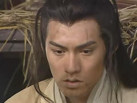 朱元璋正要跪下向龙椅磕头,刘伯温一脚,踢出个千古一帝