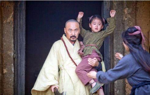 将军被逼谋反,却担心士兵不跟他,谋士:给士兵说皇帝要杀他们