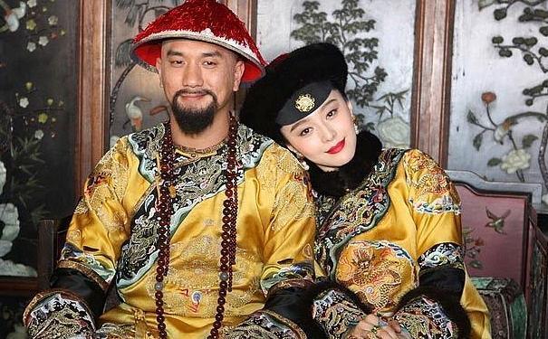 乾隆向瓜农要西瓜吃，瓜农：我只赠有缘人！乾隆微微一笑