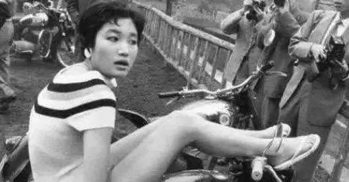 二战时期,日本女人到底有多疯狂?她们做的恶比男兵还多